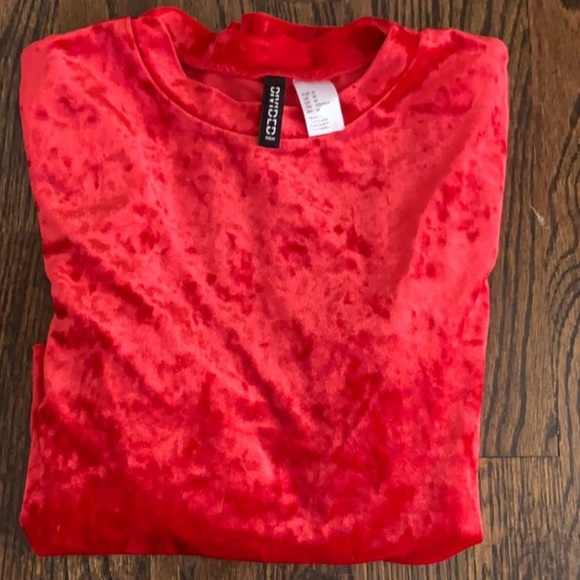 Top - Picture 3 of 3